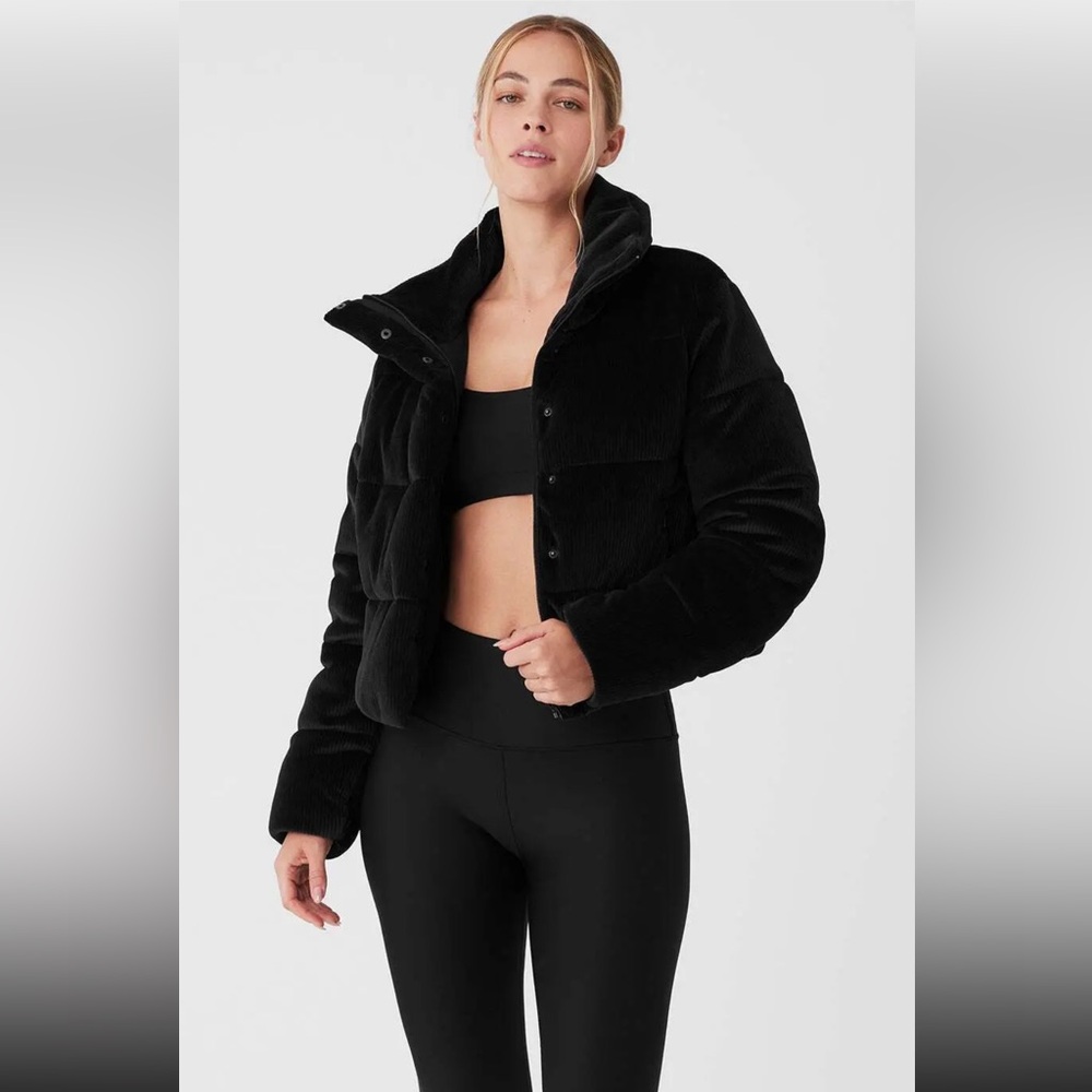 ALO Yoga Ribbed Velour Gold Rush Puffer Black - Picture 11 of 14